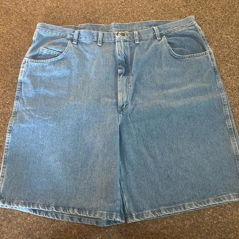 Wrangler Rugged Wear Shorts NWOT​​​​​​​​​​ - Picture 2 of 5